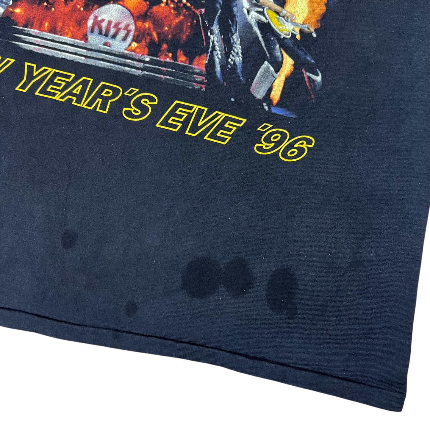 Vintage 1996 KISS New Year’s Eve Meadowlands Meltdown faded band tee (XL)