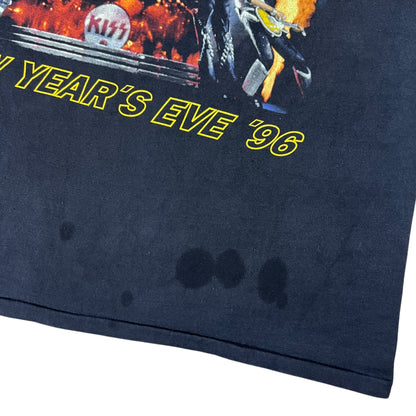 Vintage 1996 KISS New Year’s Eve Meadowlands Meltdown faded band tee (XL)