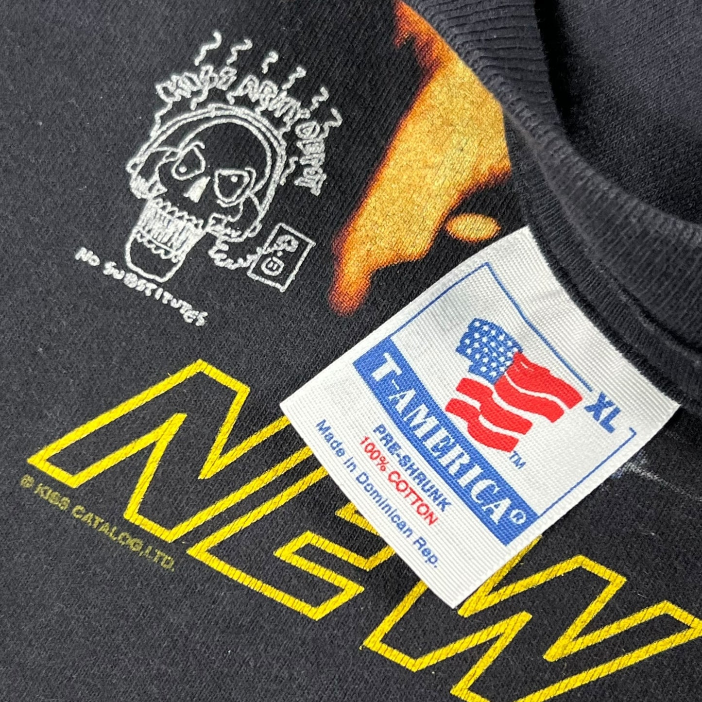 Vintage 1996 KISS New Year’s Eve Meadowlands Meltdown faded band tee (XL)