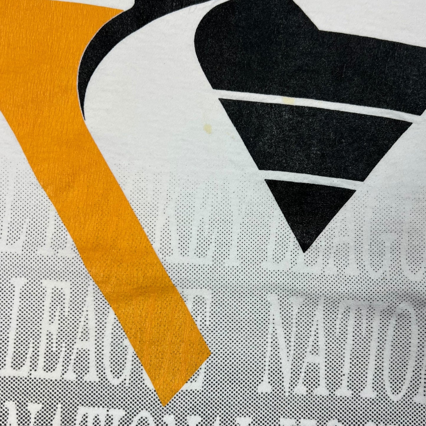 Vintage 90s Chalk Line Pittsburgh Penguins all over print tee (L)