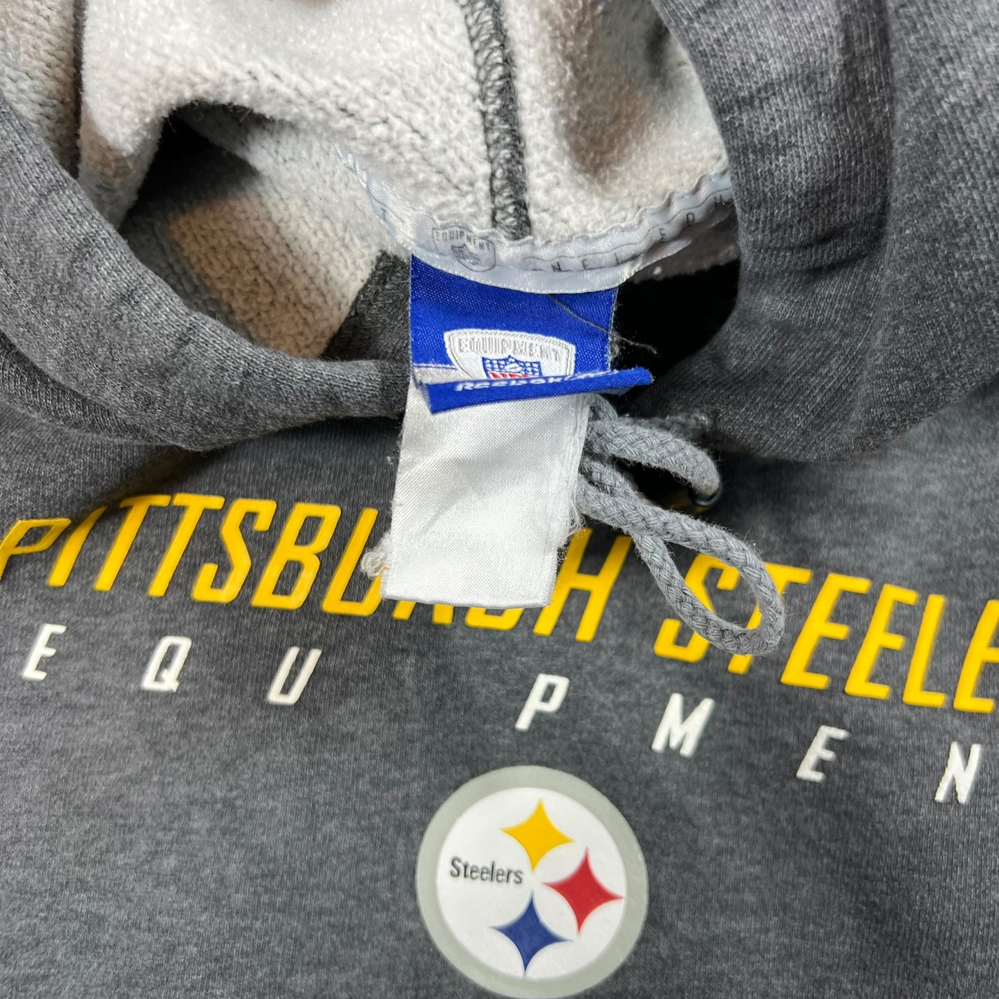 Vintage Y2K Reebok Pittsburgh Steelers NFL hoodie (XL)