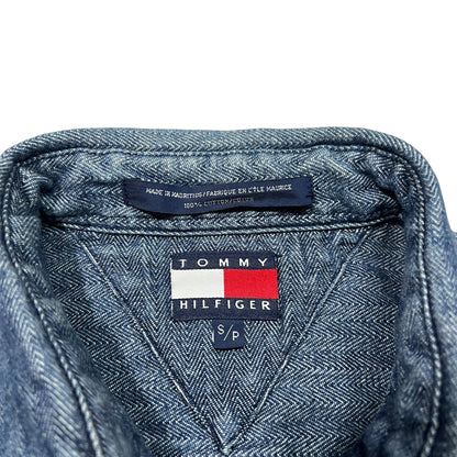 Vintage 90s Tommy Hilfiger denim button up shirt (L)