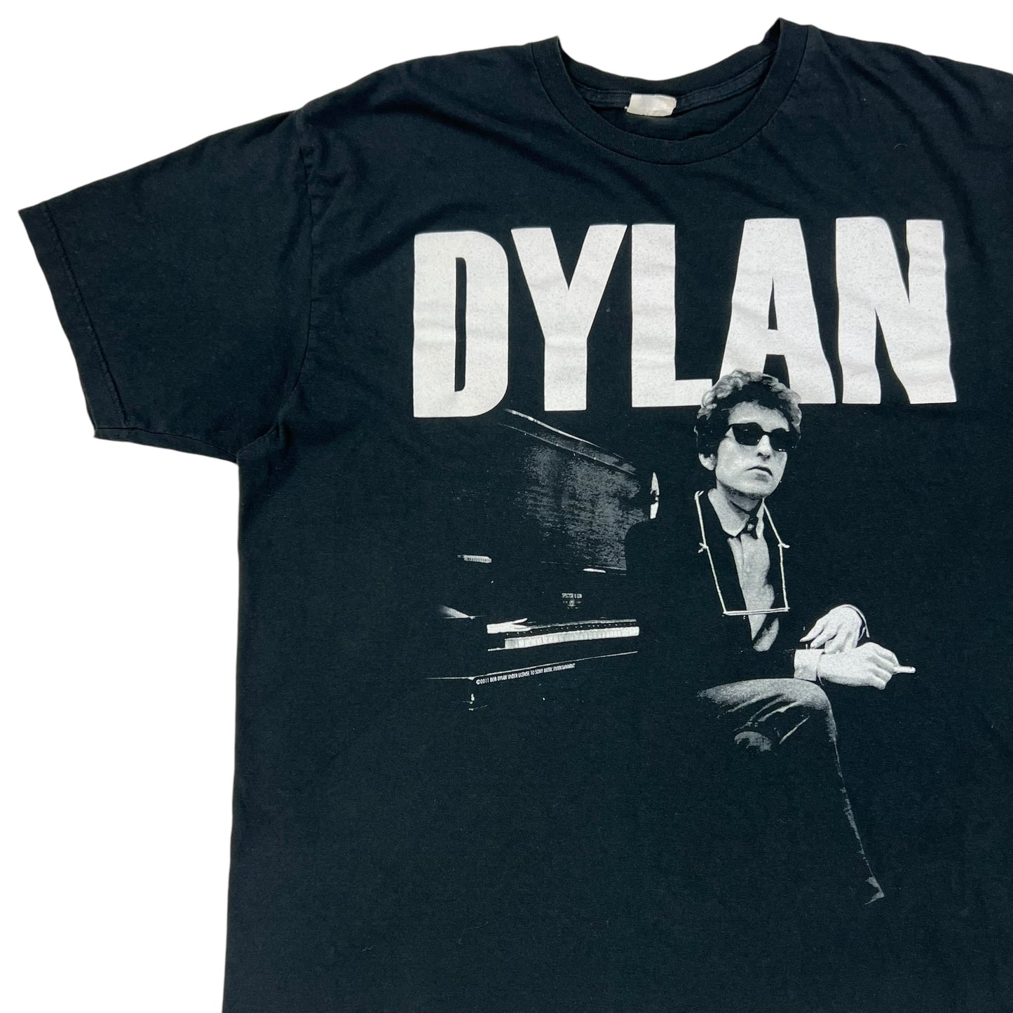 2011 Bob Dylan retro band tee (XL)