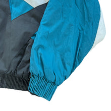 Load image into Gallery viewer, Vintage 90s NFL Game Day Philadelphia Eagles NFL puffer jacket (L)