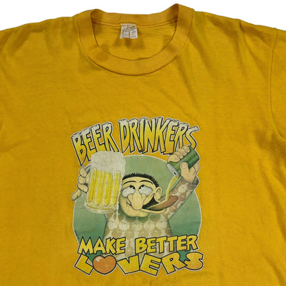 Vintage 1976 Beer drinkers make better lovers tee (M)