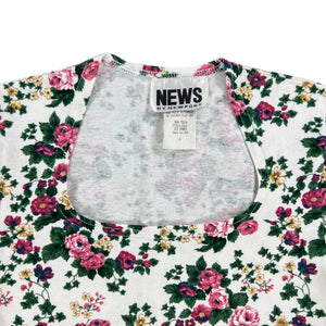 Vintage Y2K NEWS by Newport floral all over print women’s baby tee (S)