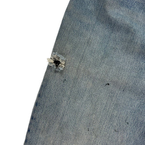 Vintage 90s Levi’s 550 distressed denim jeans (32x30)