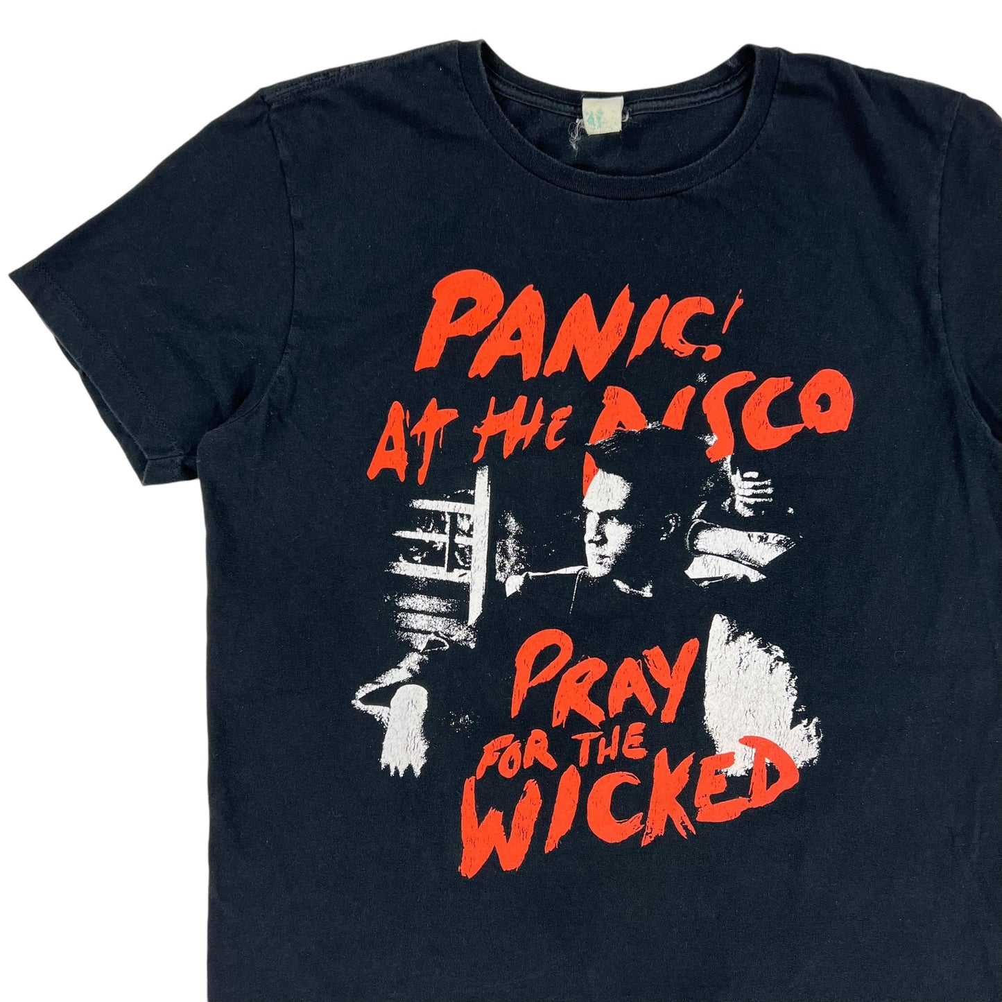 Y2K Panic! At The Disco Pray For The Wicked Band tee (M)