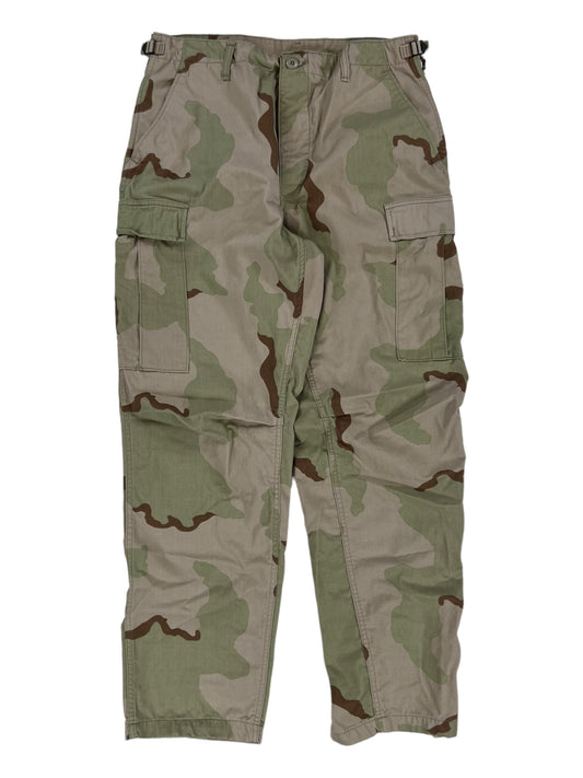 Vintage 90s military Desert camo cargo pants (32x31)