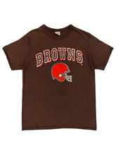 Load image into Gallery viewer, Vintage 80s Cleveland Browns Helmet tee (M/L)
