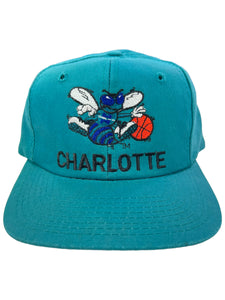 Vintage 90s Twins Ent. Charlotte Hornets NBA plain logo SnapBack