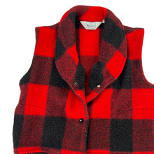 Load image into Gallery viewer, Vintage 80s Woolrich the woolrich woman loop bar buffalo plaid vest (M)