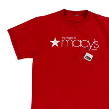 Load image into Gallery viewer, Vintage 2000s The Magic of Macy’s fashion tee (M)
