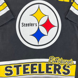 Vintage 90s Pittsburgh Steelers NFL all over print AOP tee (XL)