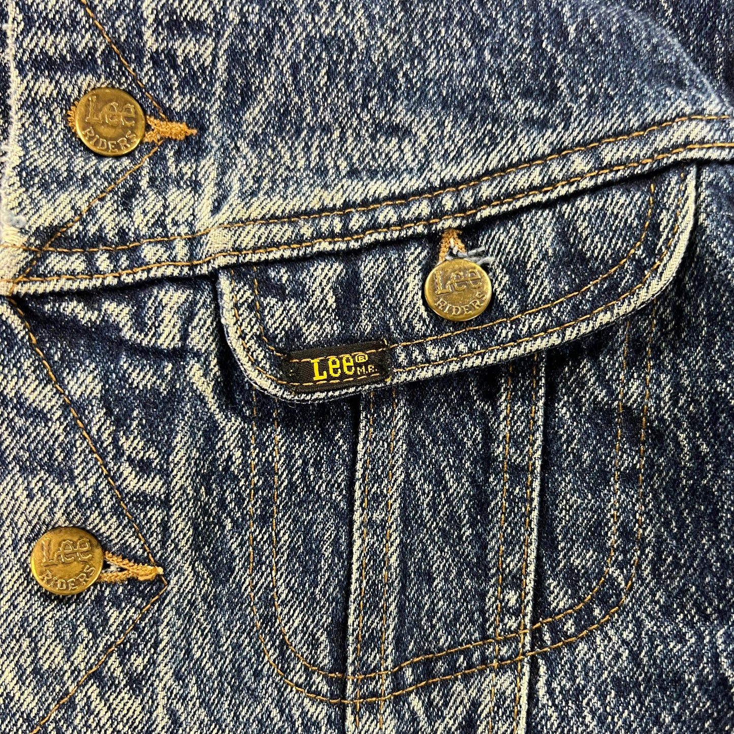 Vintage 80s Lee Rider denim faded women’s jean jacket (WS)