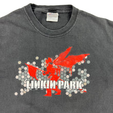 Load image into Gallery viewer, Vintage 2000 Hanes Linkin Park Hybrid Theory band album promo tee (M)