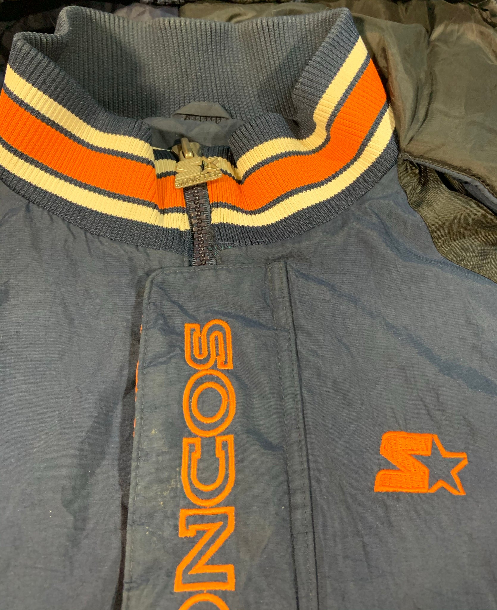 Denver Broncos puffer coat - XL - VintageSportsGear